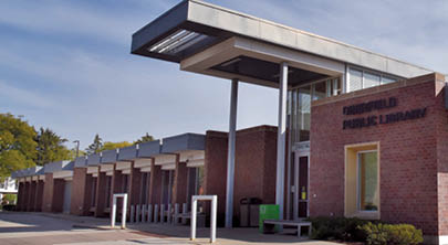 John Starks/jstarks@dailyherald.com Deerfield Public Library in Deerfield 