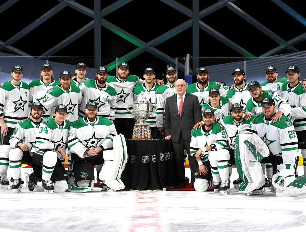 EDMONTON, ALBERTA - SEPTEMBER 14: The Dallas Stars and NHL Deputy Commissioner Bill Daly pose for a group photo with the Clarence S  Campbell Bowl after the Stars 3-2 overtime win in Game Five of the Western Conference Final of the 2020 NHL Stanley Cup Playoffs between the Dallas Stars and the Vegas Golden Knights at Rogers Place on September 14, 2020 in Edmonton, Alberta  The Stars defeated the Knights 3-2 in overtime to win the best of seven game series 4-1  (Photo by Dave Sandford NHLI via Getty Images)