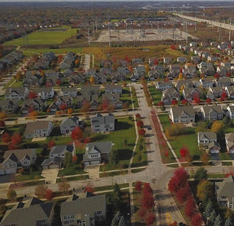 Mark Welsh/mwelsh@dailyherald.com Housing boom in Hoffman Estates. 
