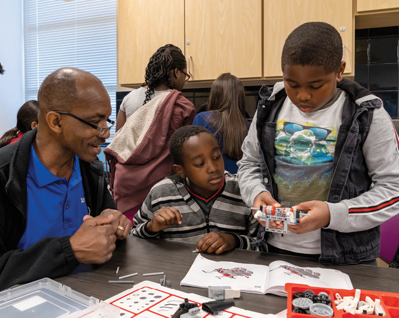 Yarbrough Elementary students build robots from kits donated by Schlumberger on Thursday, April 11, 2019, at the school. TREVOR HAWES/MIDLAND ISD