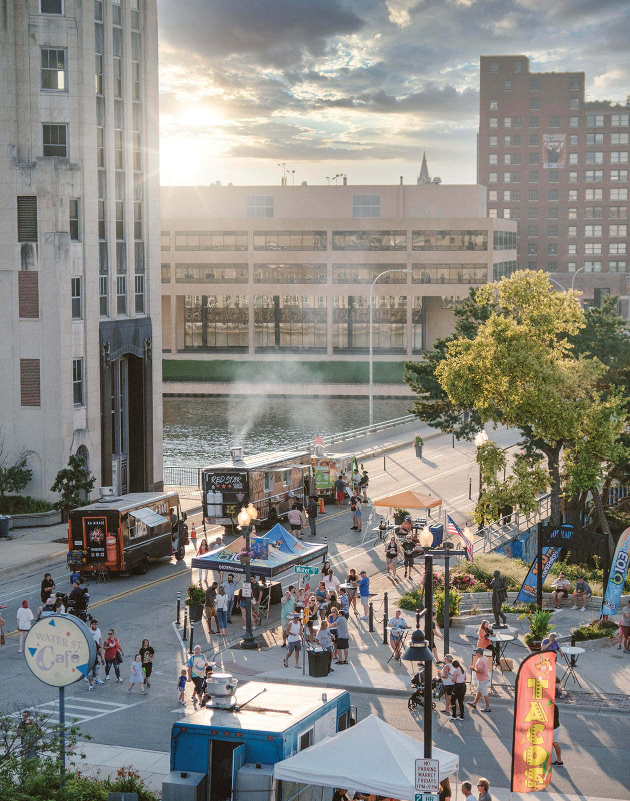 Rockford IL Stock Photo, August 2022 City Market view, Photo by Mindy Joy Photography.